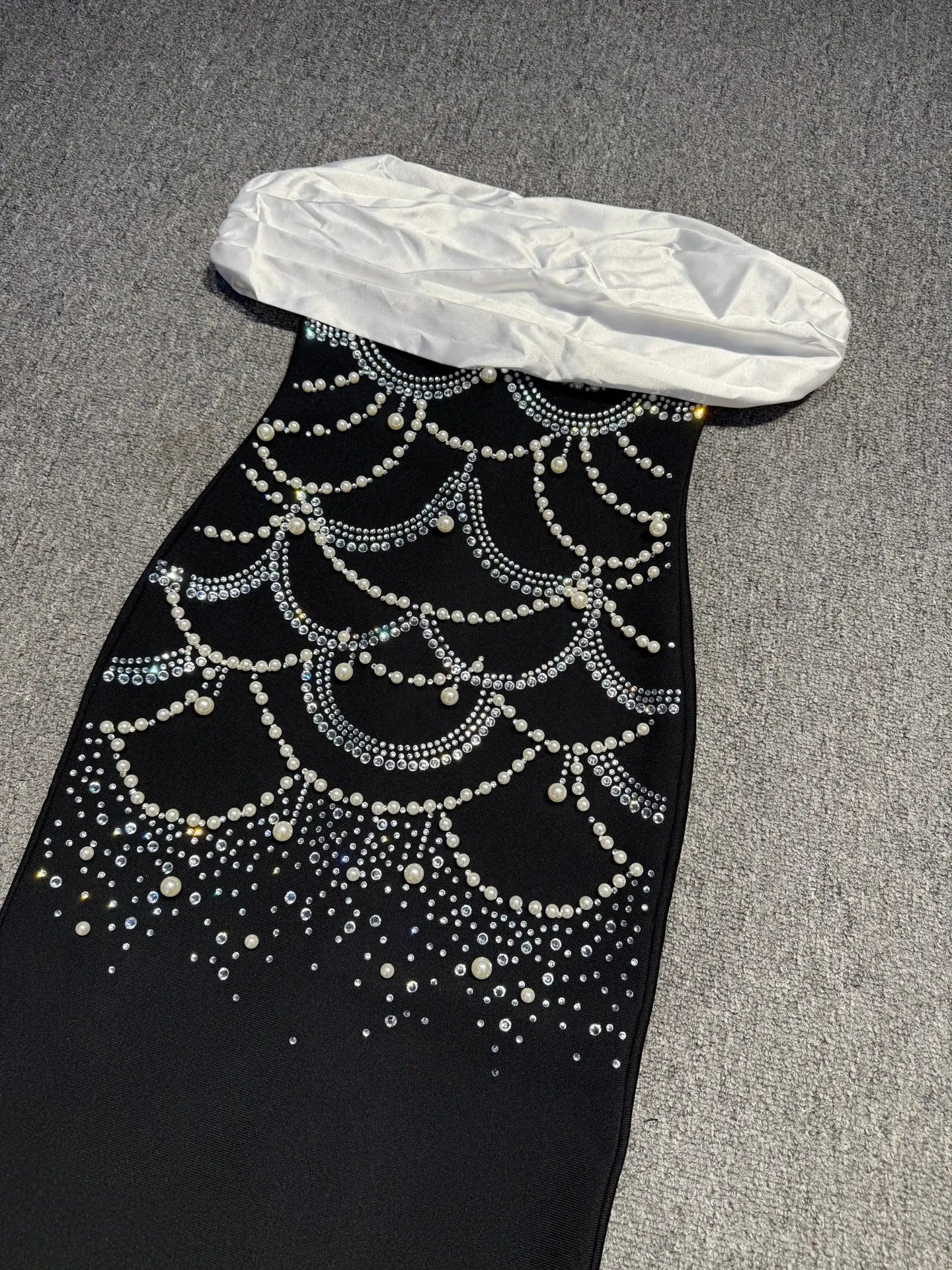 teresa beading rhinestone strapless midi dress in black Avalabel