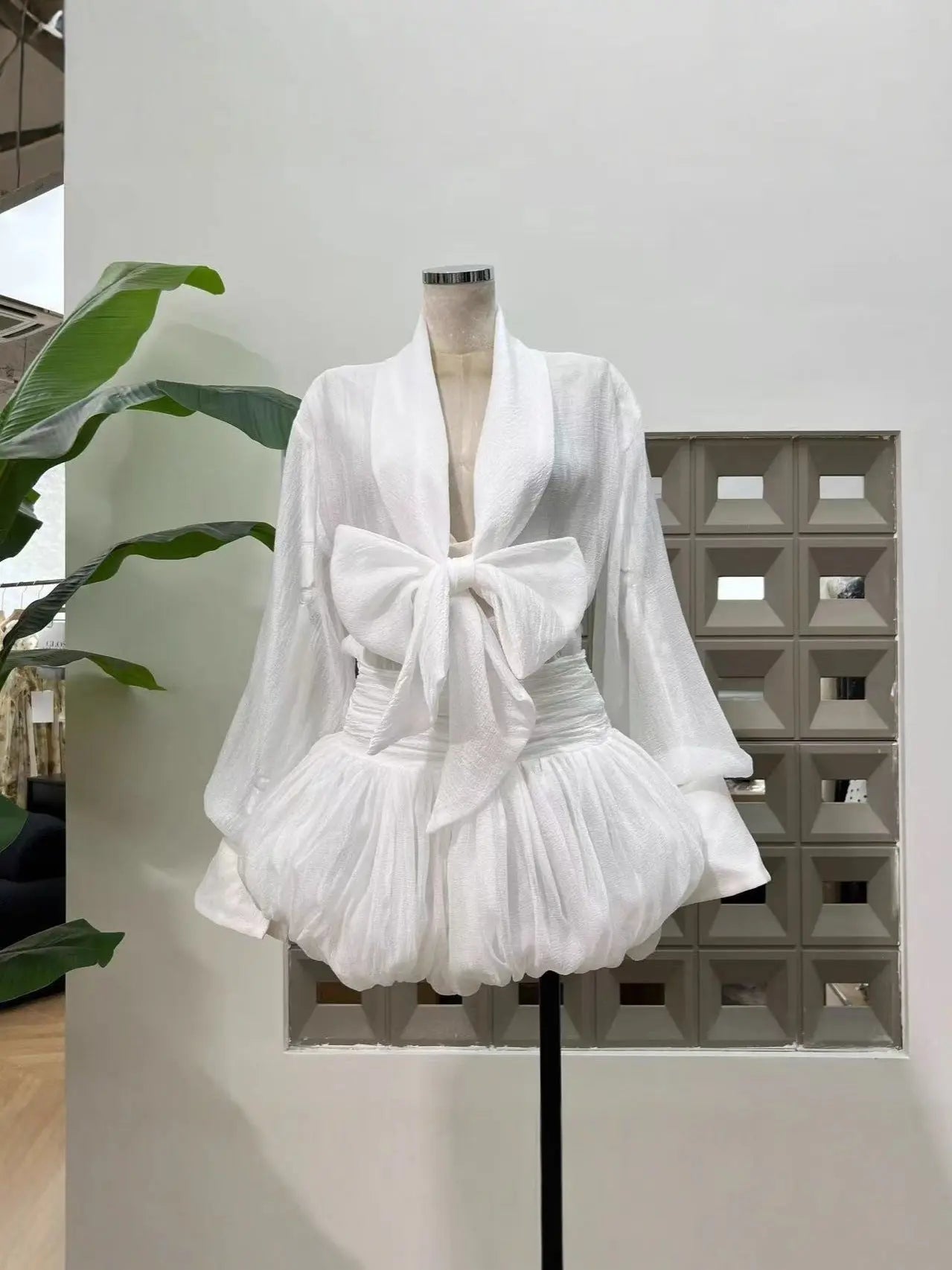 viola white tie-neck bow mini shirt dress Avalabel