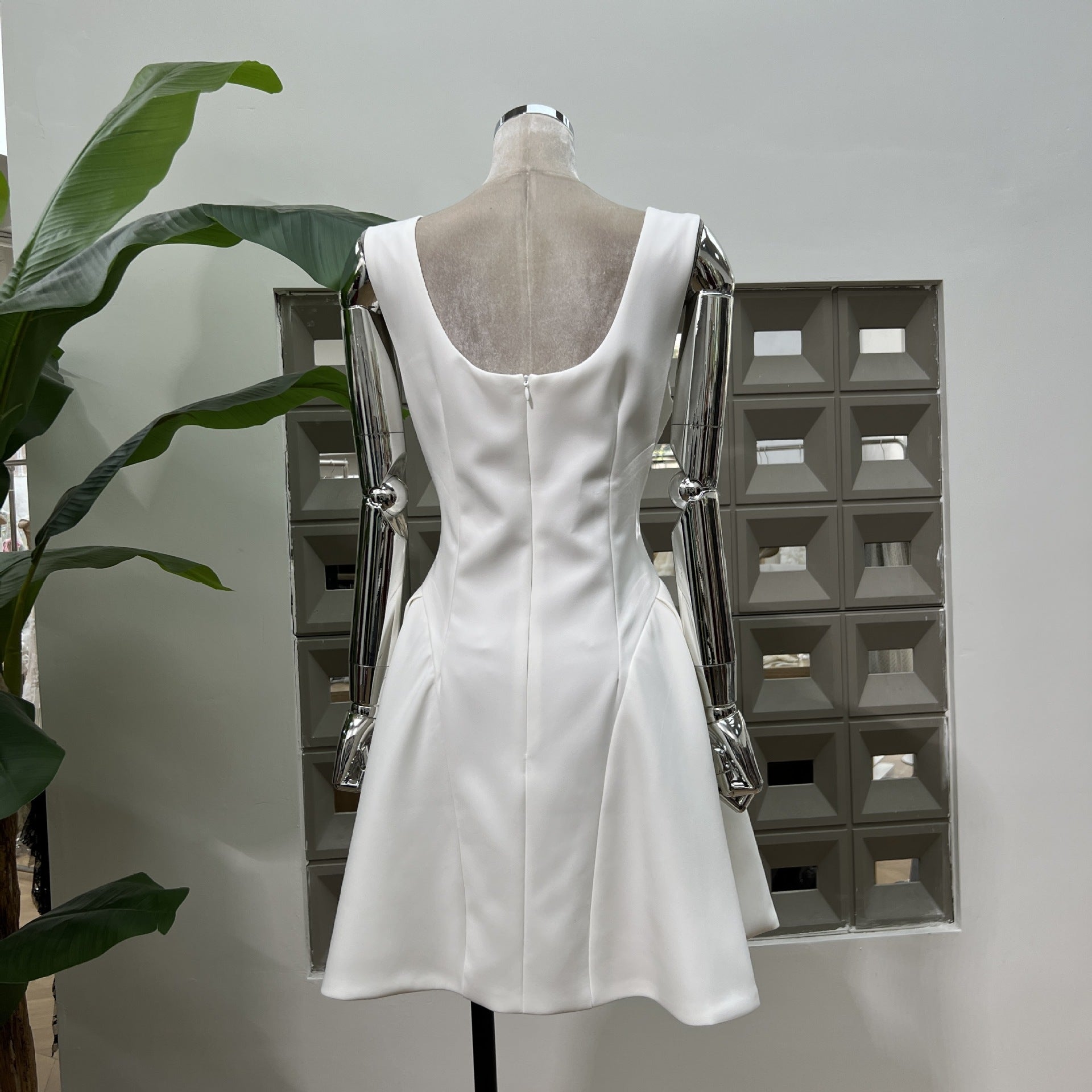 3D Flower Pleated Sleeveless Mini Dress Avalabel