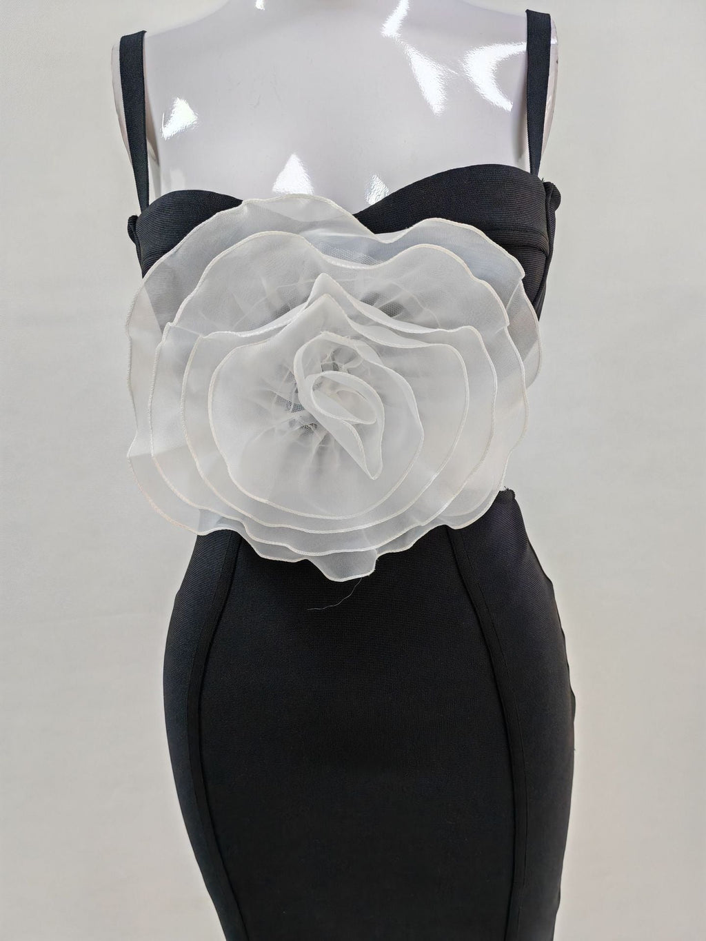 Jacey Mesh Flower Bandage Midi Dress Avalabel