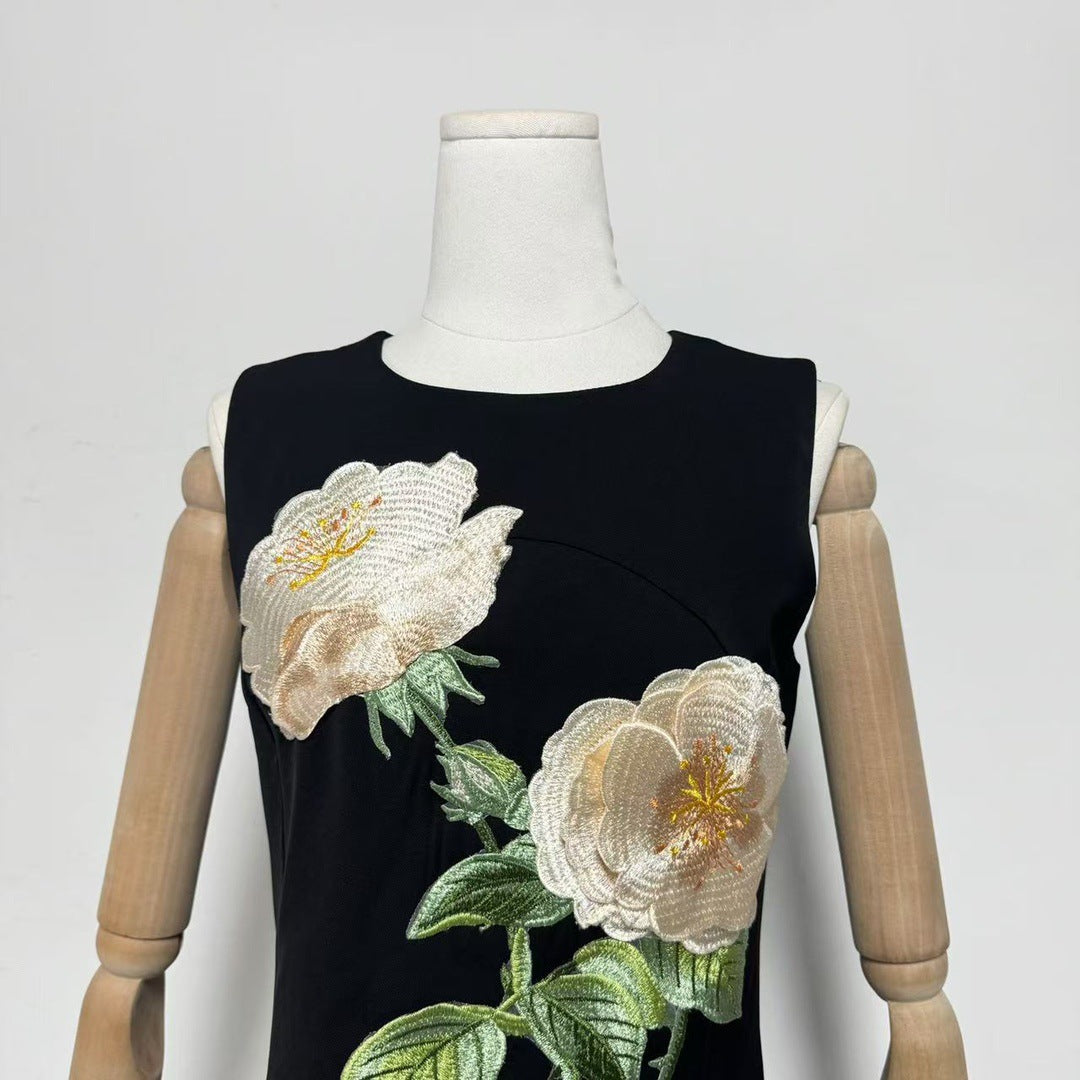 Kate Floral Print Embellished Sleeveless Midi Dress in Black Avalabel