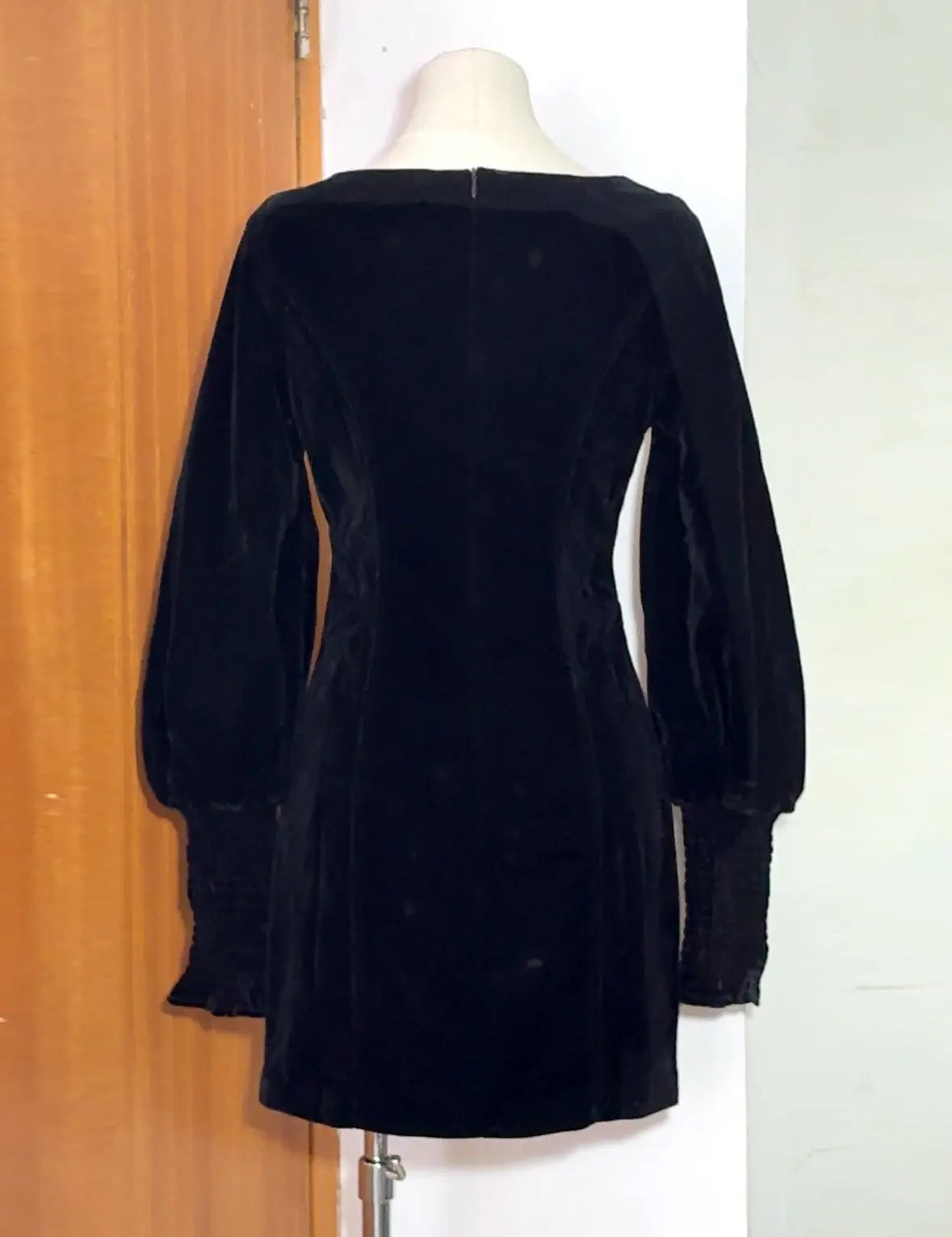 tina Cinched Waist Square Neck Long Sleeve Velvet Mini Dress in black Avalabel
