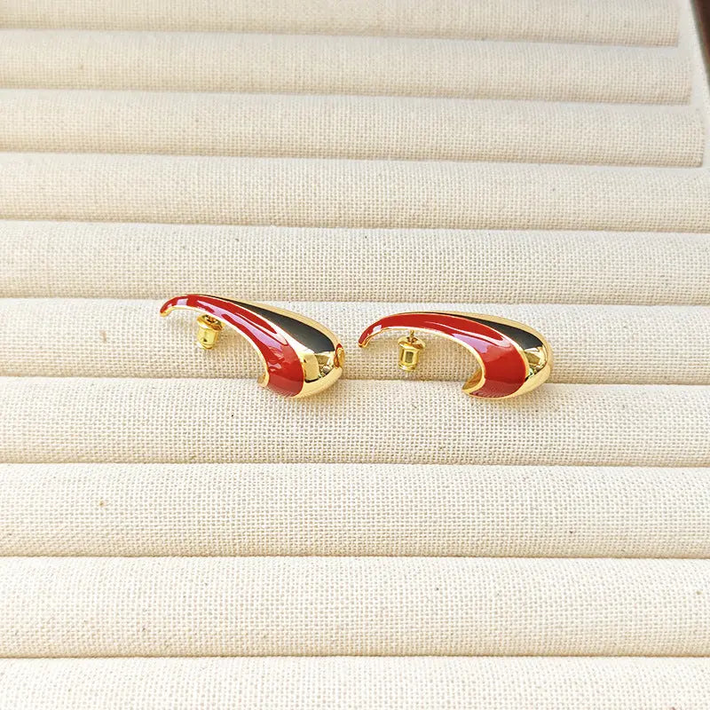 retro gold- red earring