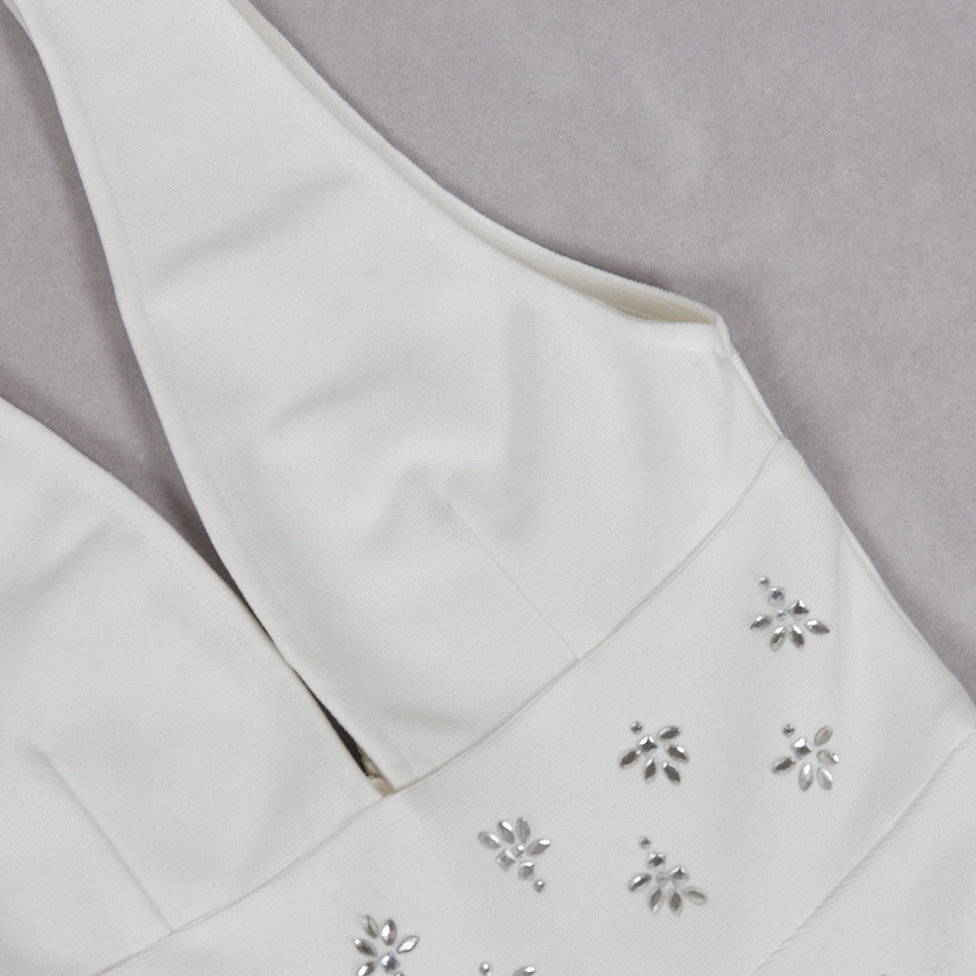 Lily Diamond V-Neck Midi Dress in White Avalabel