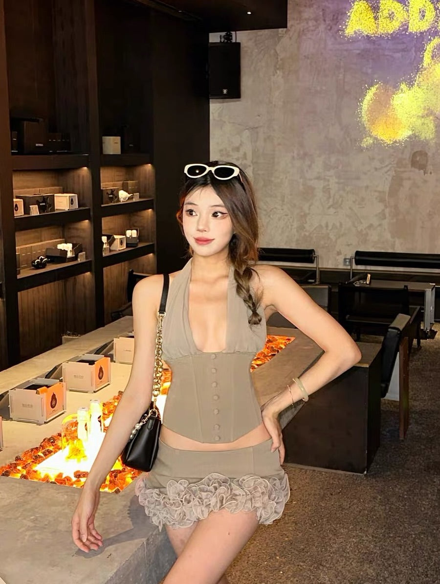 Flower Embellished Mini Skirt in Khaki Avalabel
