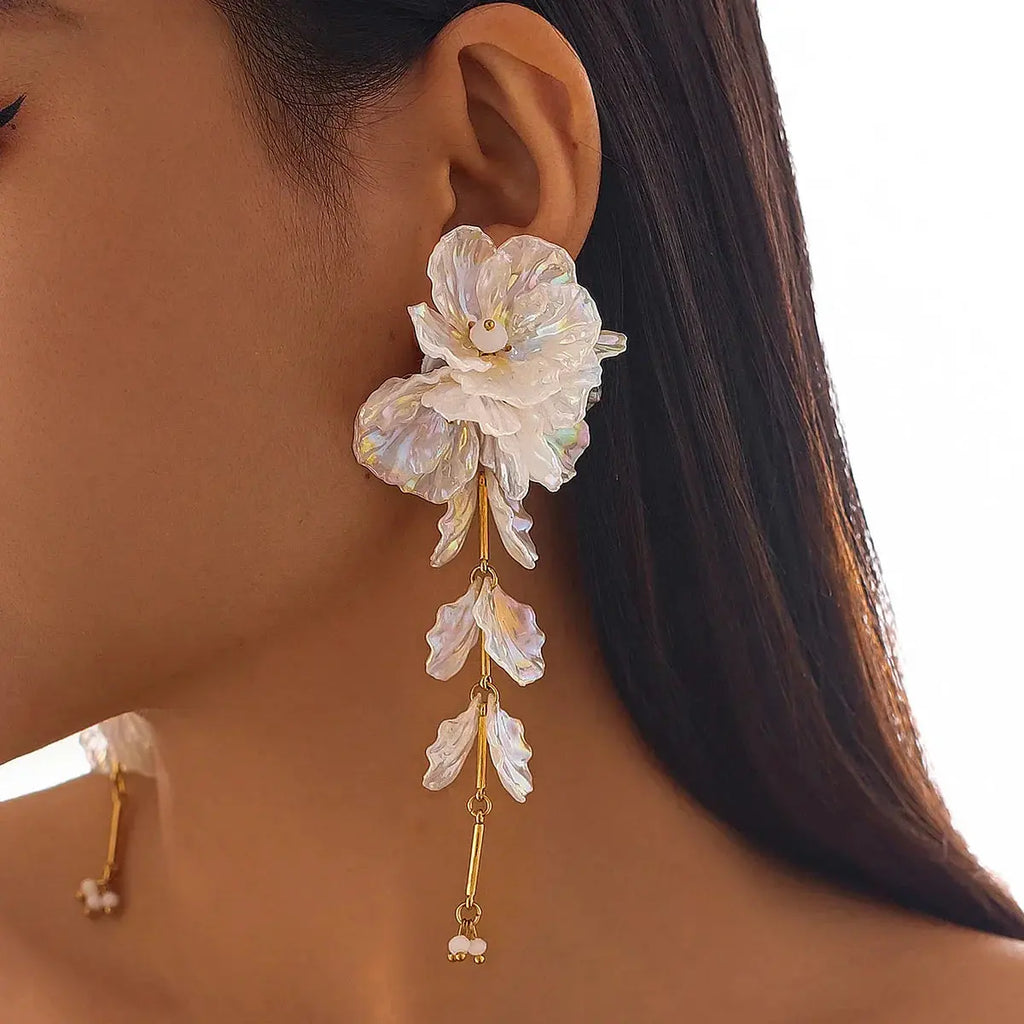Sanai Earrings Avalabel