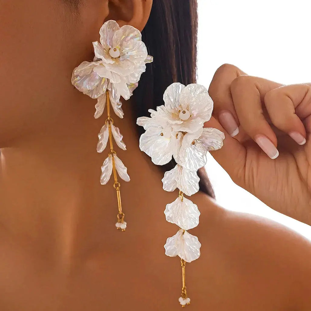 Sanai Earrings Avalabel
