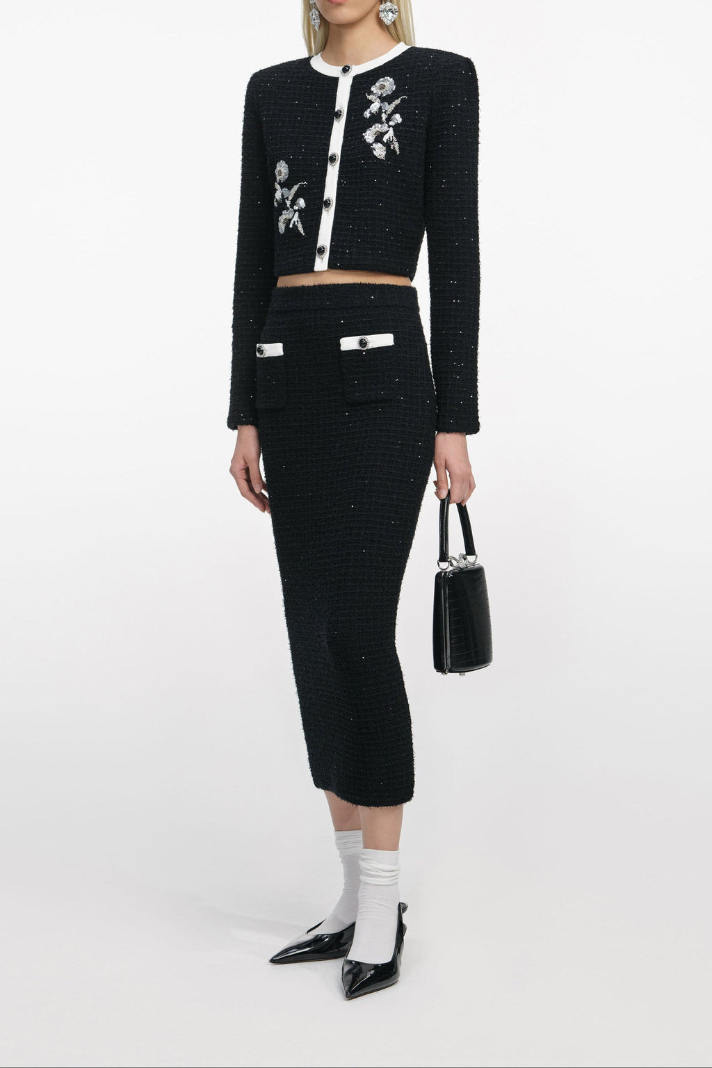 Black Textured Knit Midi Skirt Avalabel