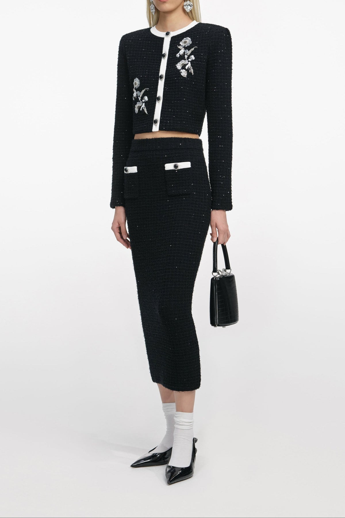 Black Textured Knit Midi Skirt Avalabel