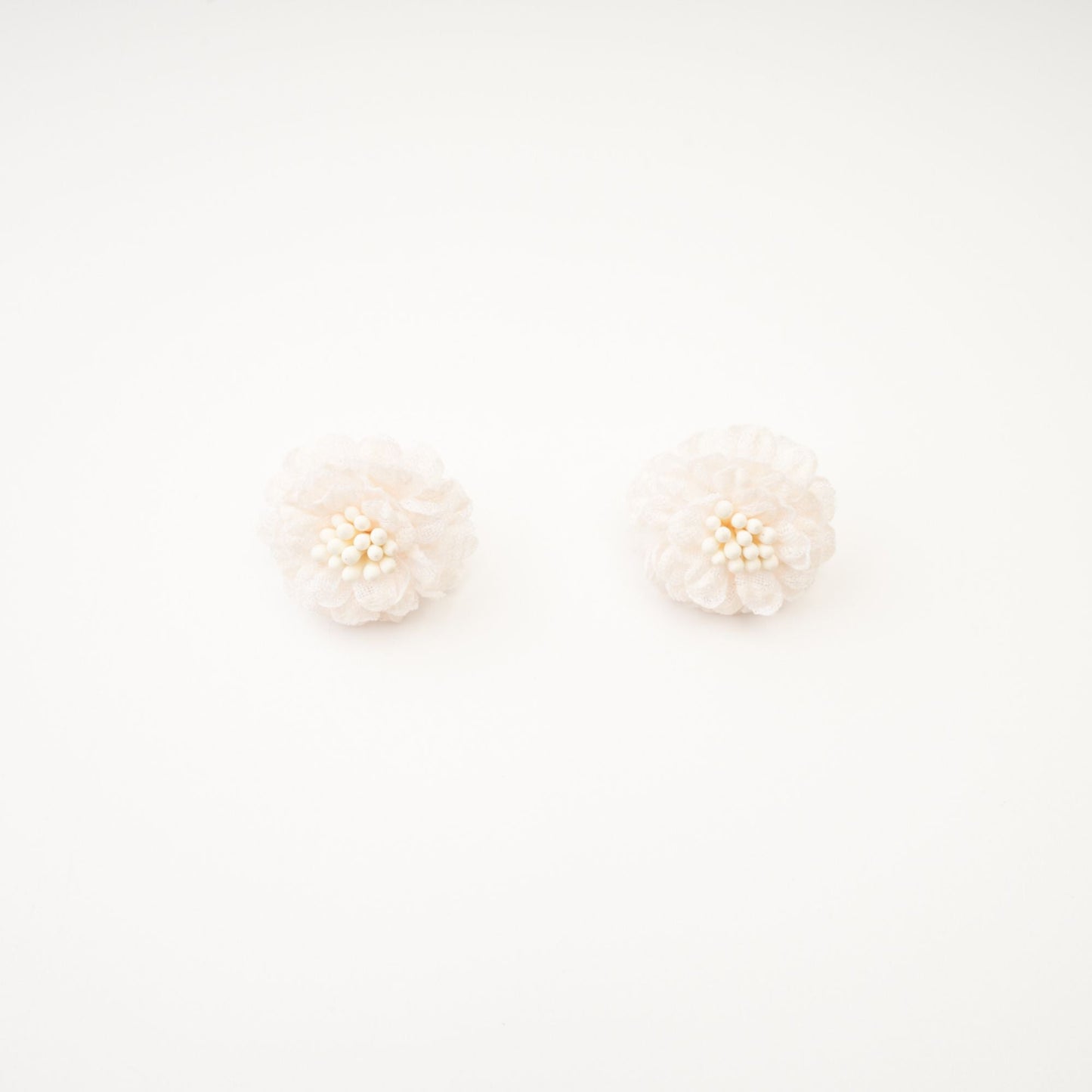 Juana Floral-Motif Earrings Avalabel