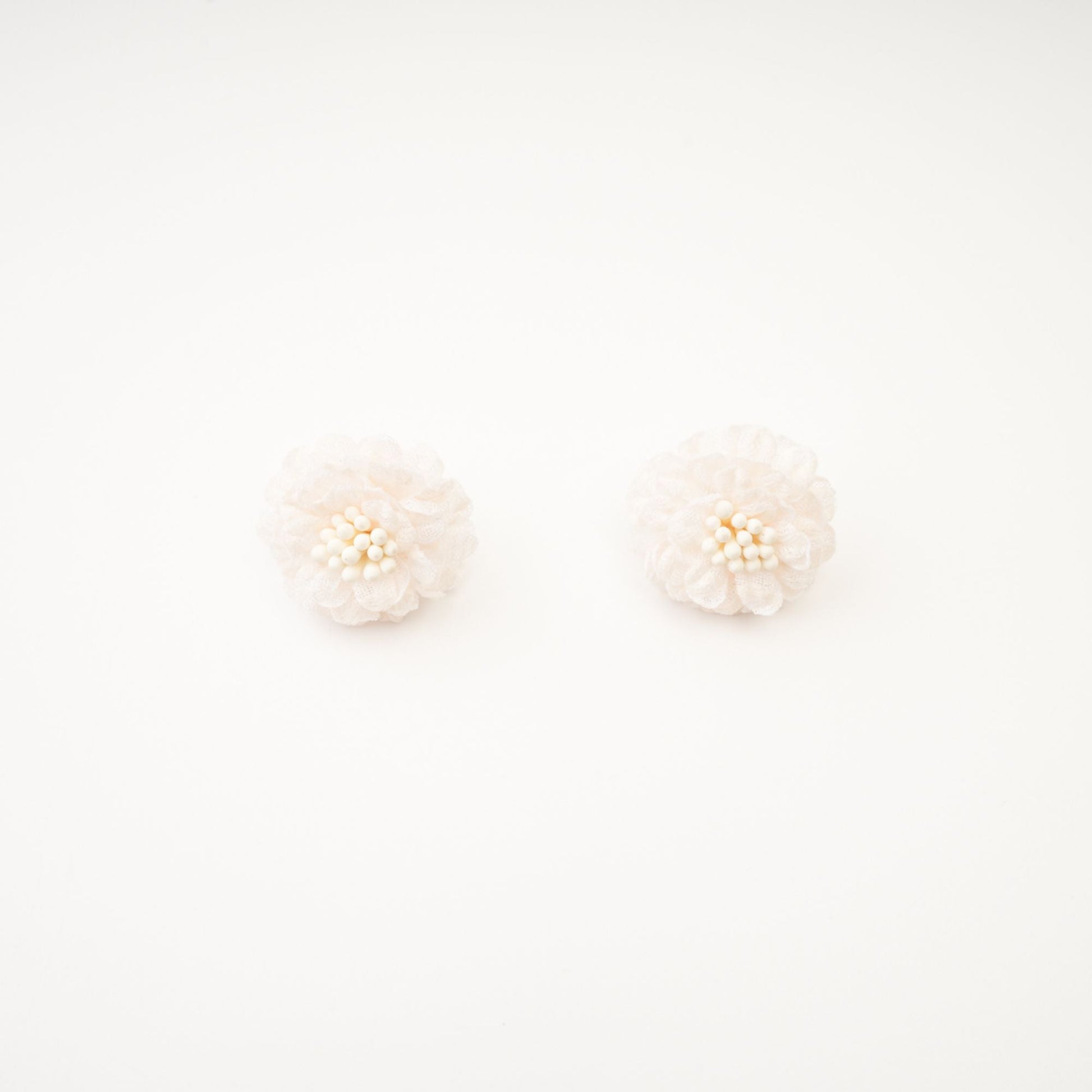 Juana Floral-Motif Earrings Avalabel