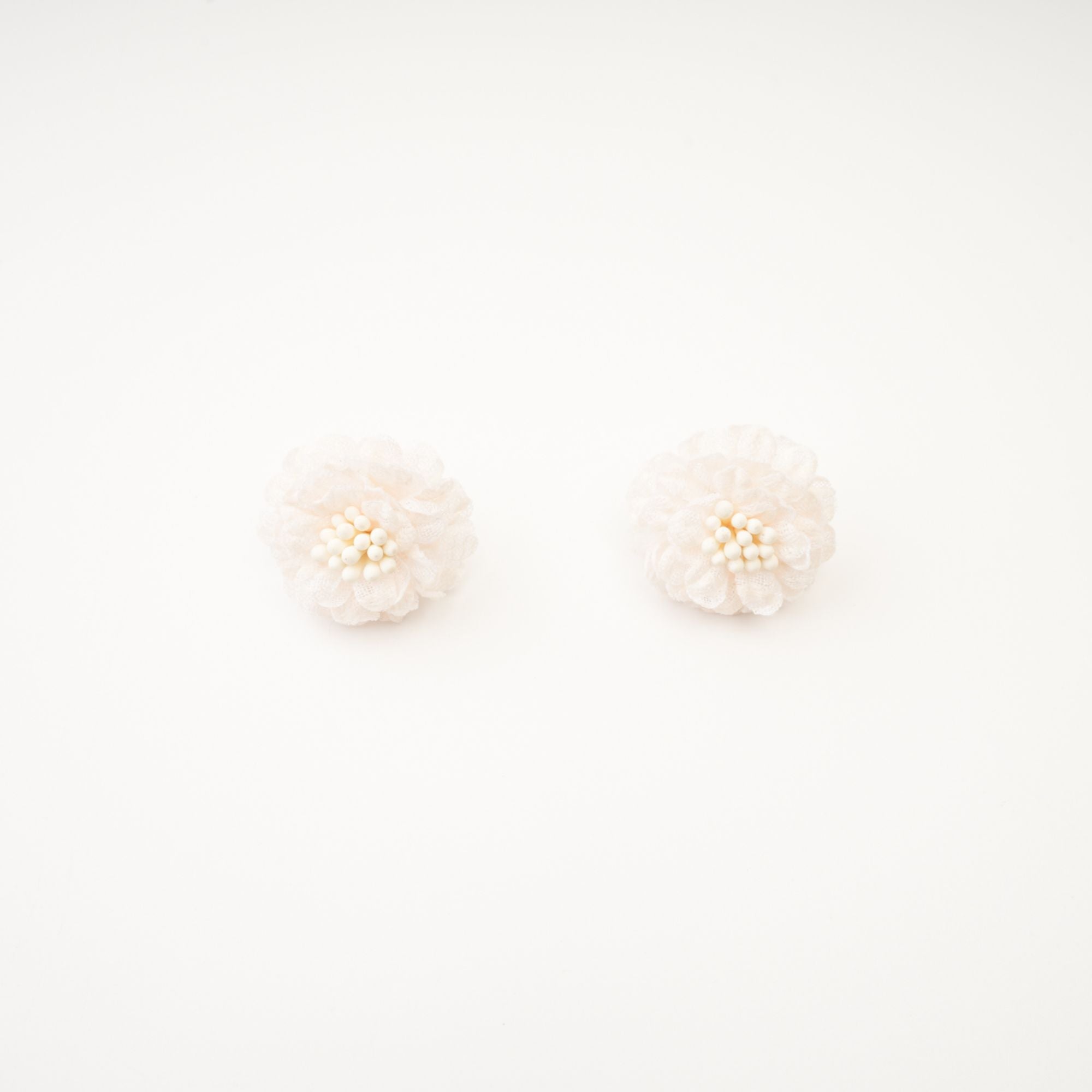 Juana Floral-Motif Earrings Avalabel