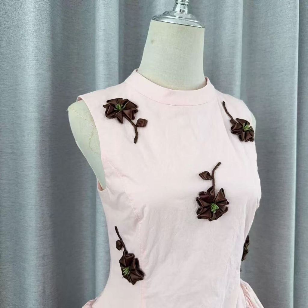 Vivien Flower Embellished Puffy Mini Dress in Pink Avalabel
