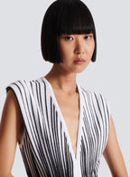 Two-Tone V-Neck Sleeveless Flared Knit Mini Dress Avalabel