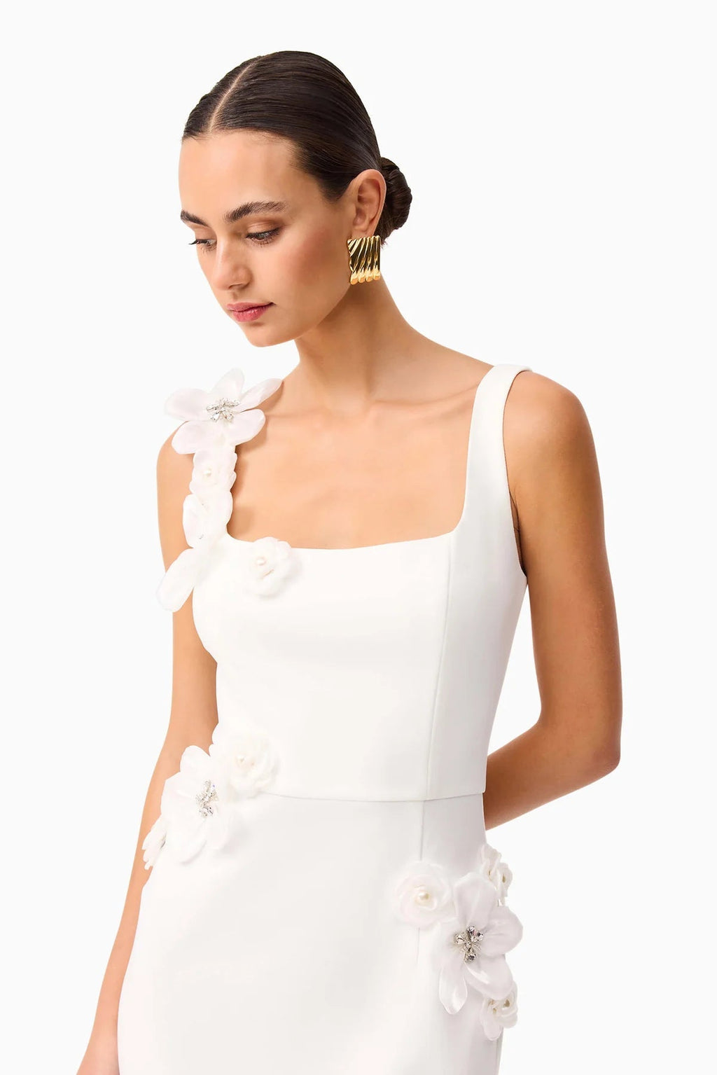 Sabrina 3D Flower Midi Dress in White Soraya