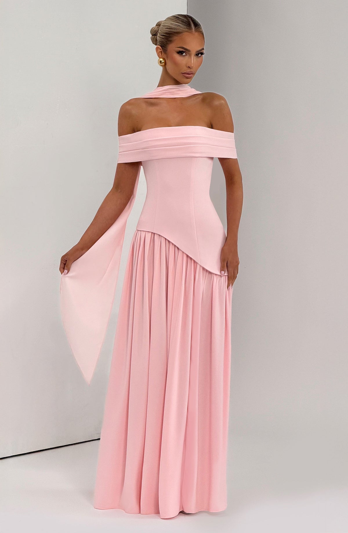 Dorothy Off-Shoulder High Slit Maxi Dress - Blush Avalabel