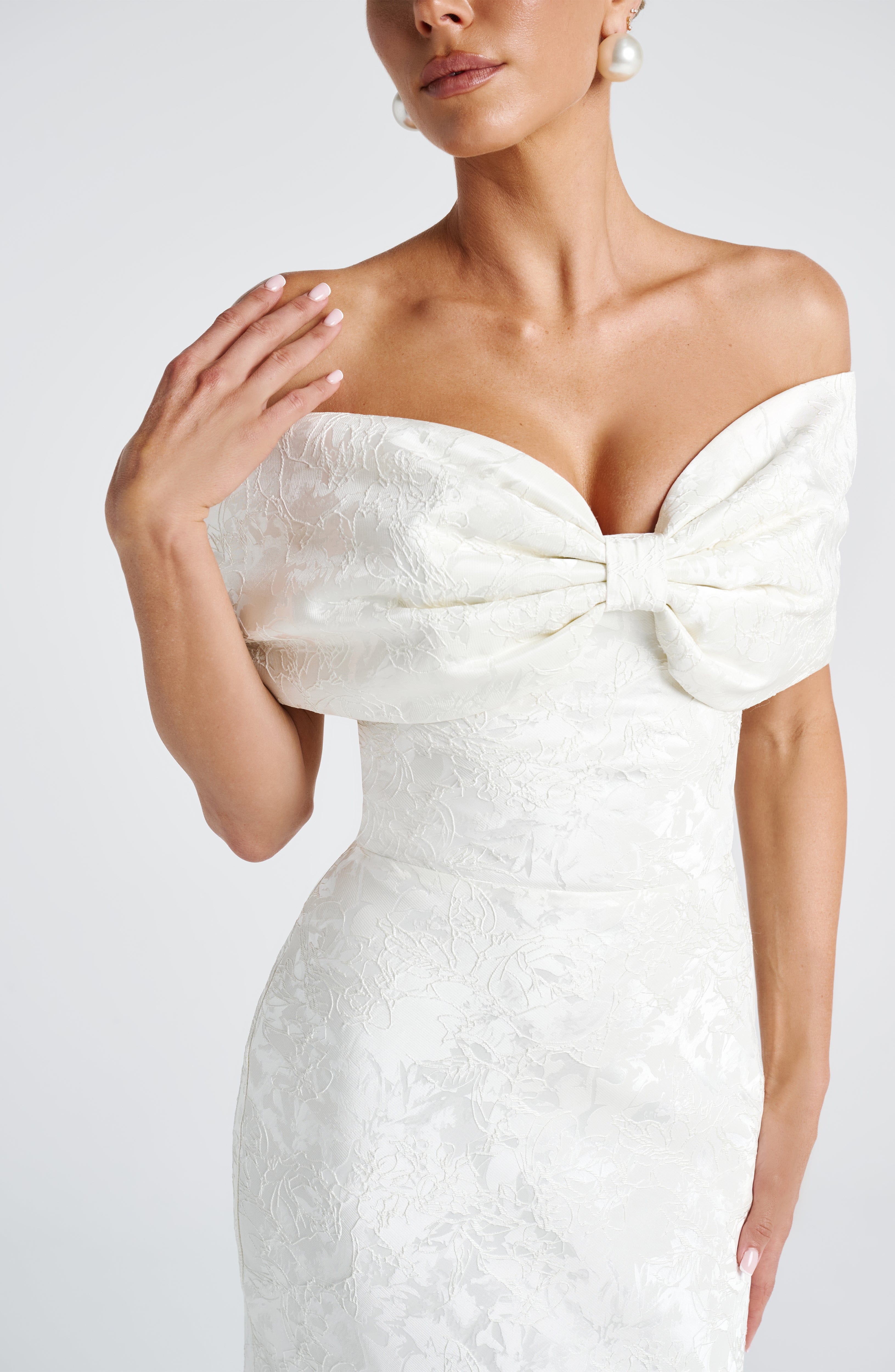 Emberly Maxi Dress - Ivory Avalabel