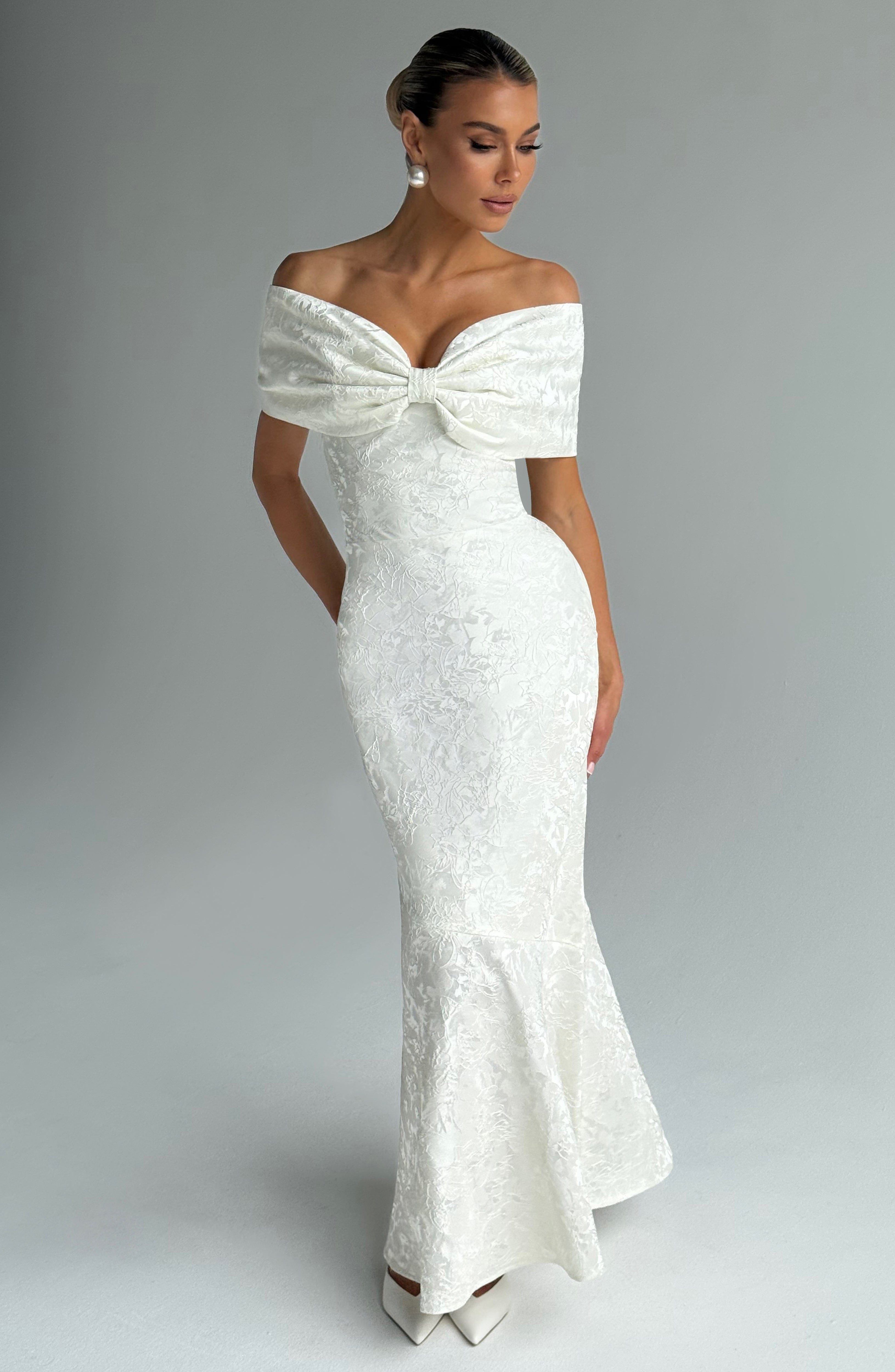 Emberly Maxi Dress - Ivory Avalabel
