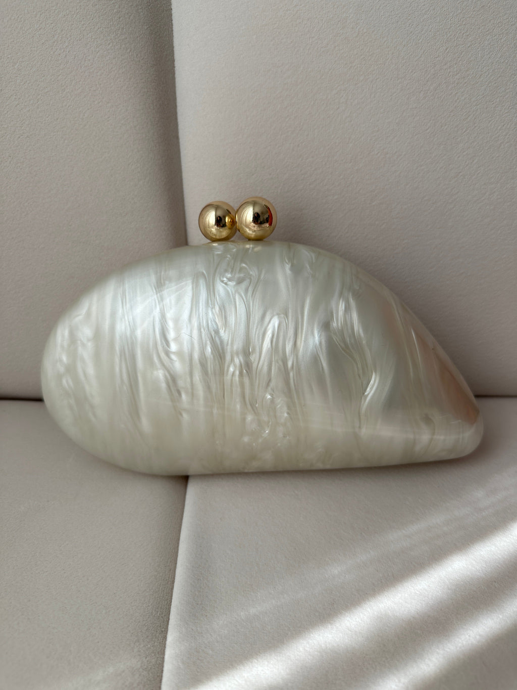 Perla | Ivory Pearl Bridal Clutch Avalabel