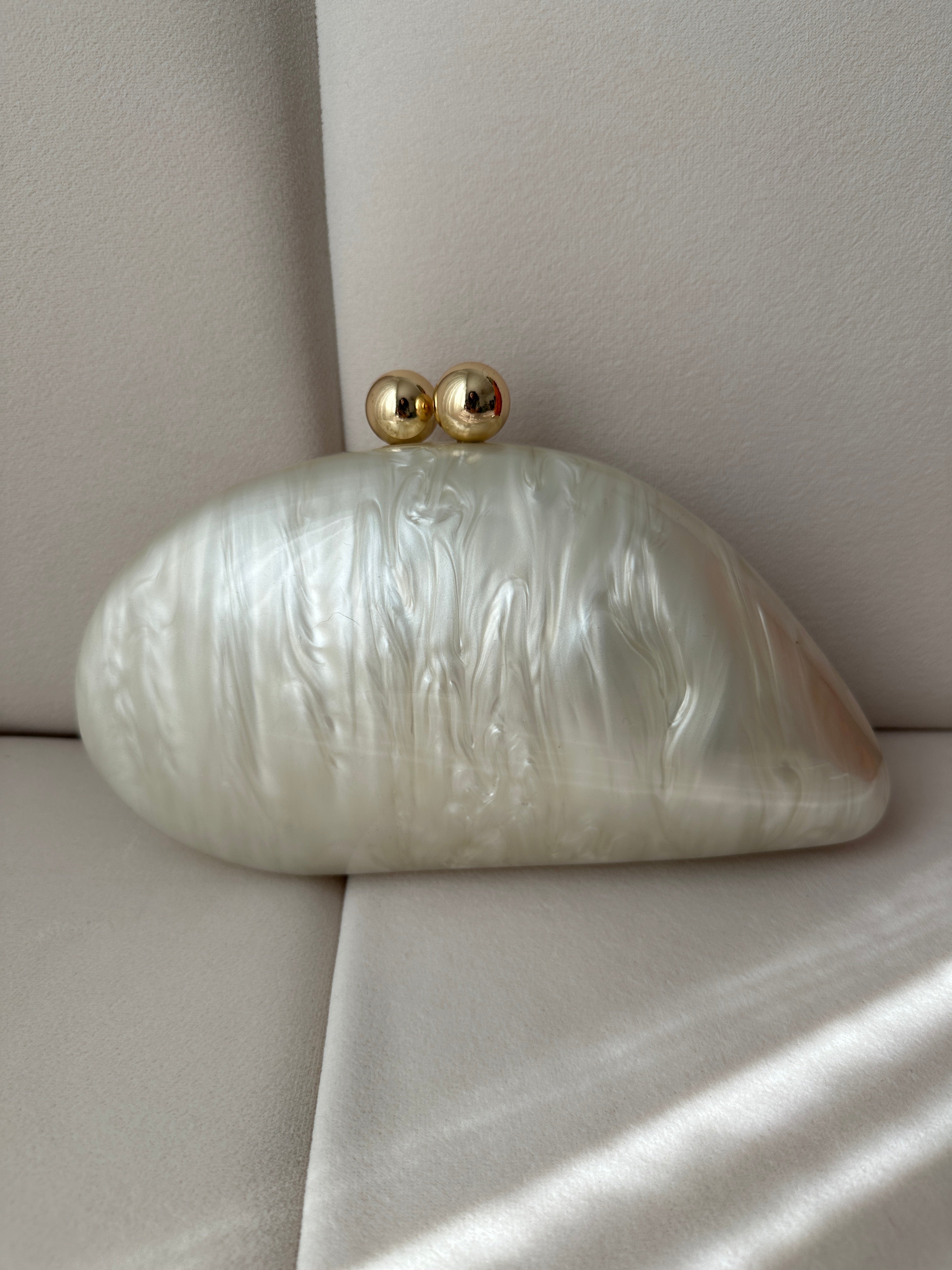 Perla | Ivory Pearl Bridal Clutch Avalabel
