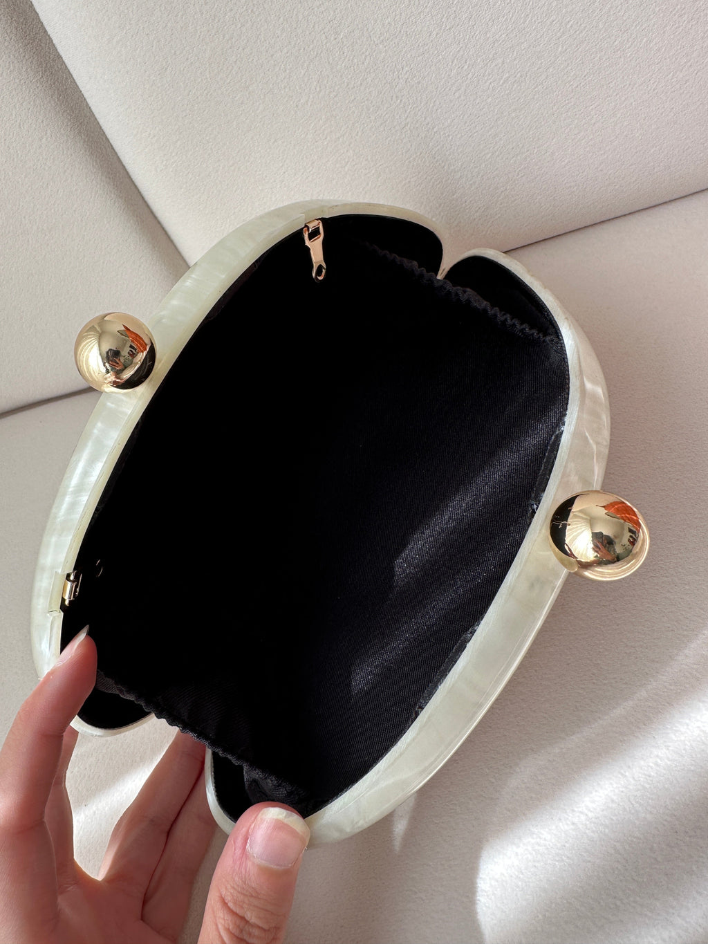 Perla | Ivory Pearl Bridal Clutch Avalabel