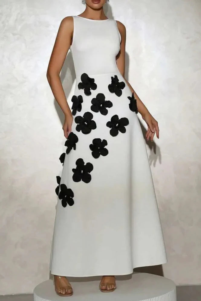 Marcia 3D Flower A-Line Maxi Dress in White Soraya