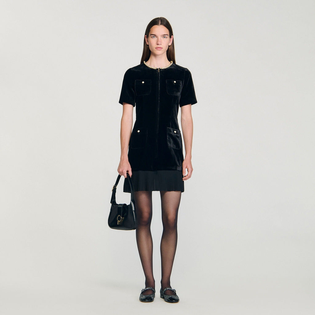 Pearl-trimmed collar zipper velvet pleated dress in black Avalabel