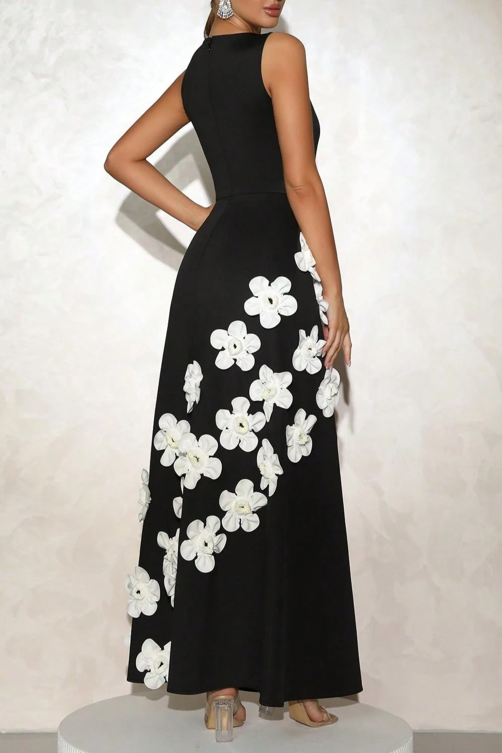 Marcia 3D Flower A-Line Maxi Dress in Black