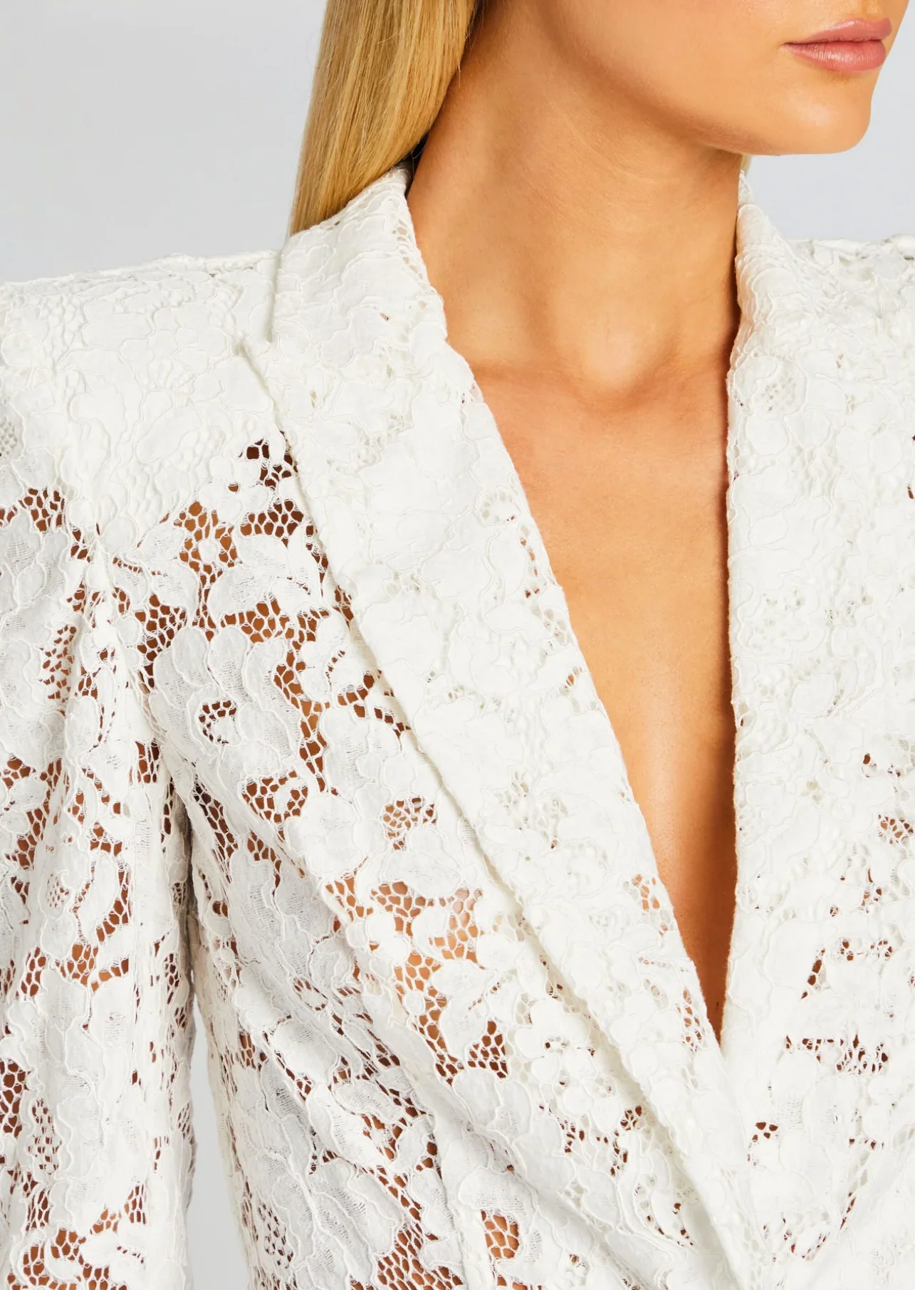 elvira v-neck Lace Blazer set in white Avalabel