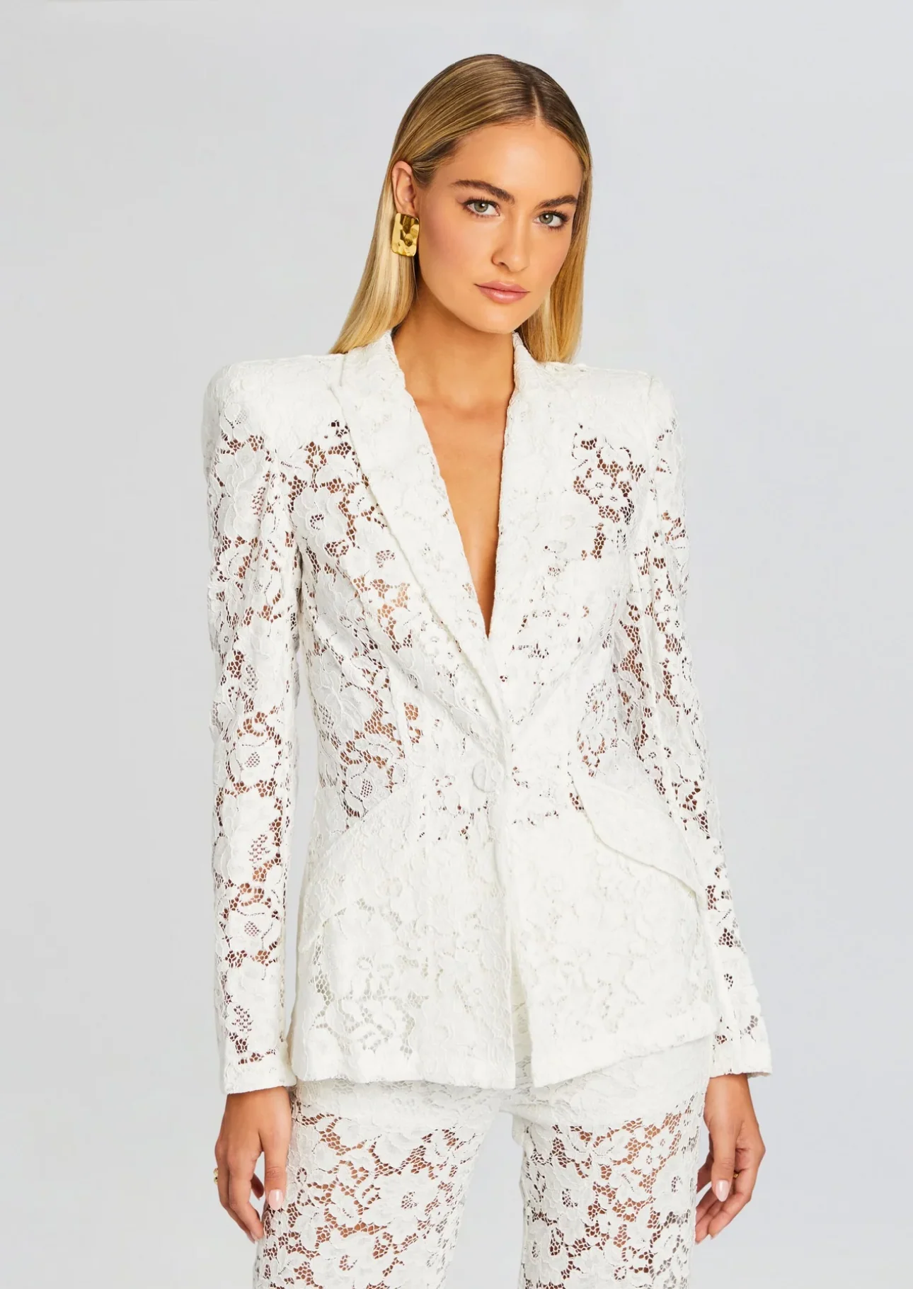 elvira v-neck Lace Blazer set in white Avalabel