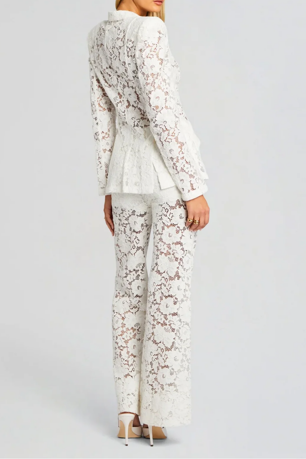 elvira v-neck Lace Blazer set in white Avalabel