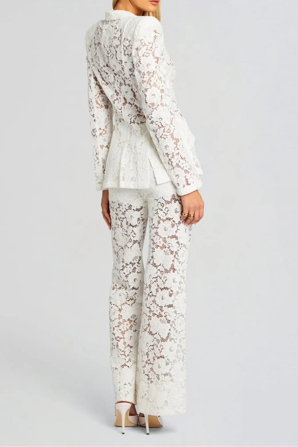 elvira v-neck Lace Blazer set in white Avalabel