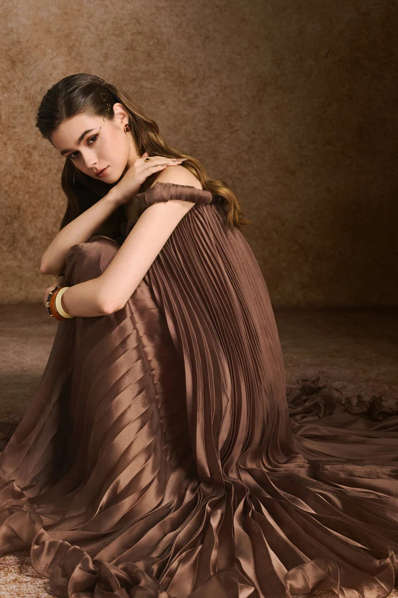 donna A-line Off-Shoulder Silk Organza Maxi Dress in brown Avalabel