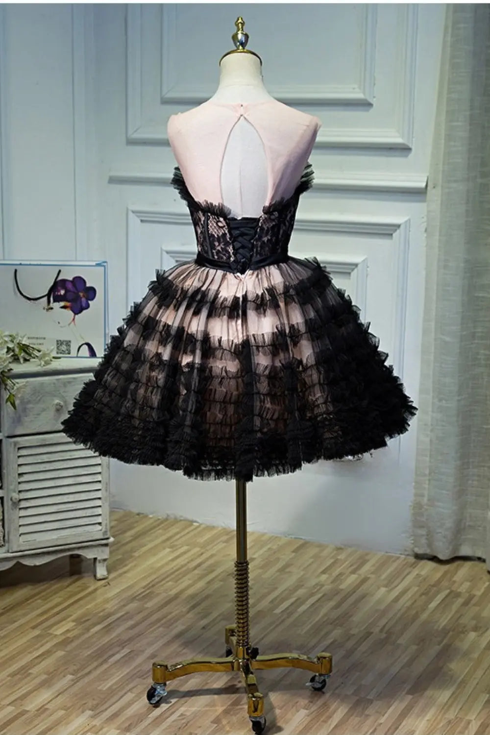 Lorraine Bow Lace Strapless Puffy Mini Dress in Black Avalabel