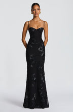 Nefertiti Maxi Dress - Black Avalabel