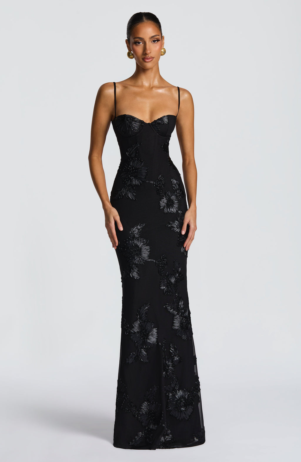 Nefertiti Maxi Dress - Black Avalabel