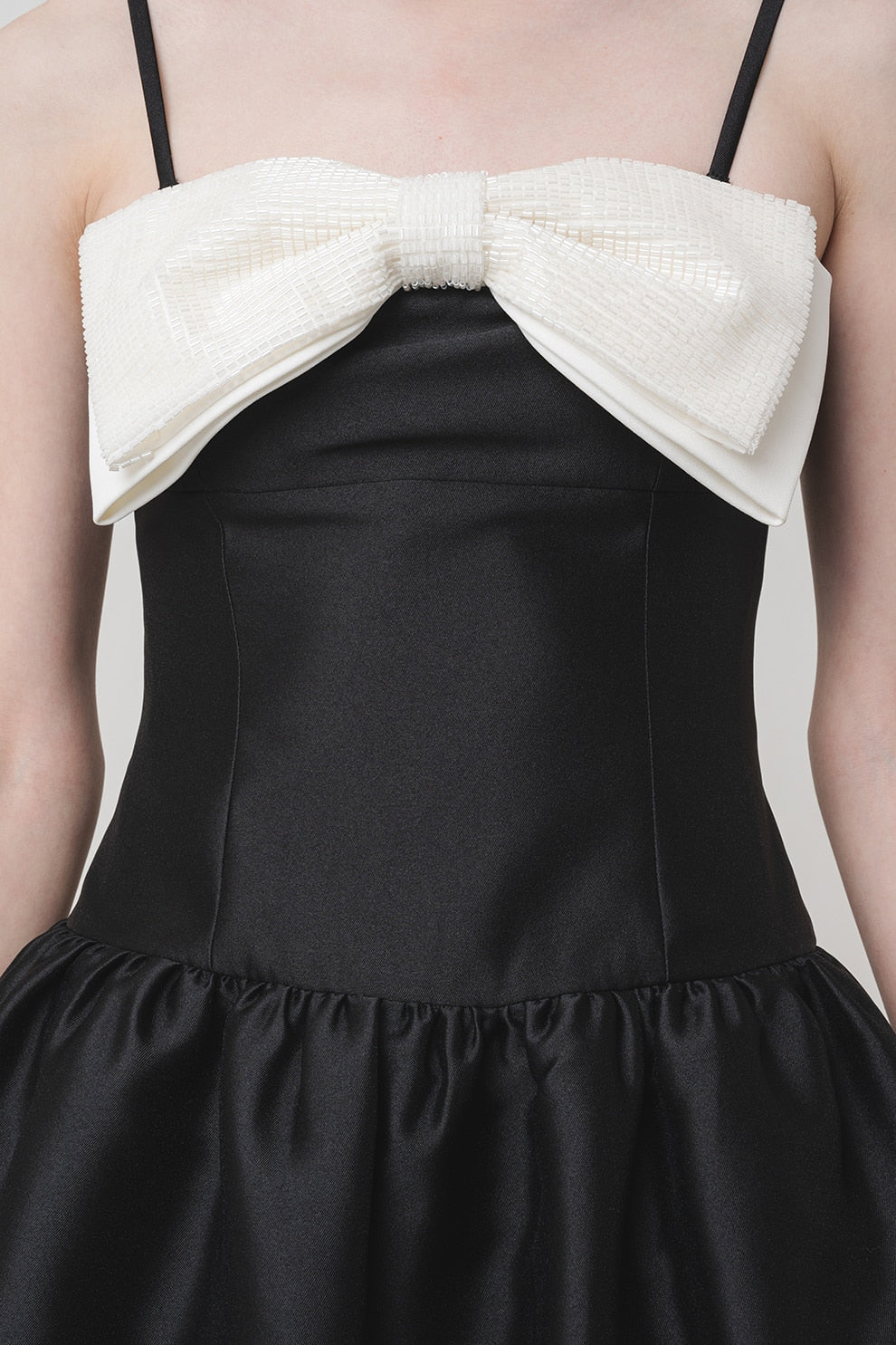 Bow-Detail Taffeta Midi Dress in Black Avalabel