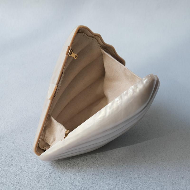 Shell | Pearl Bridal Clutch Avalabel