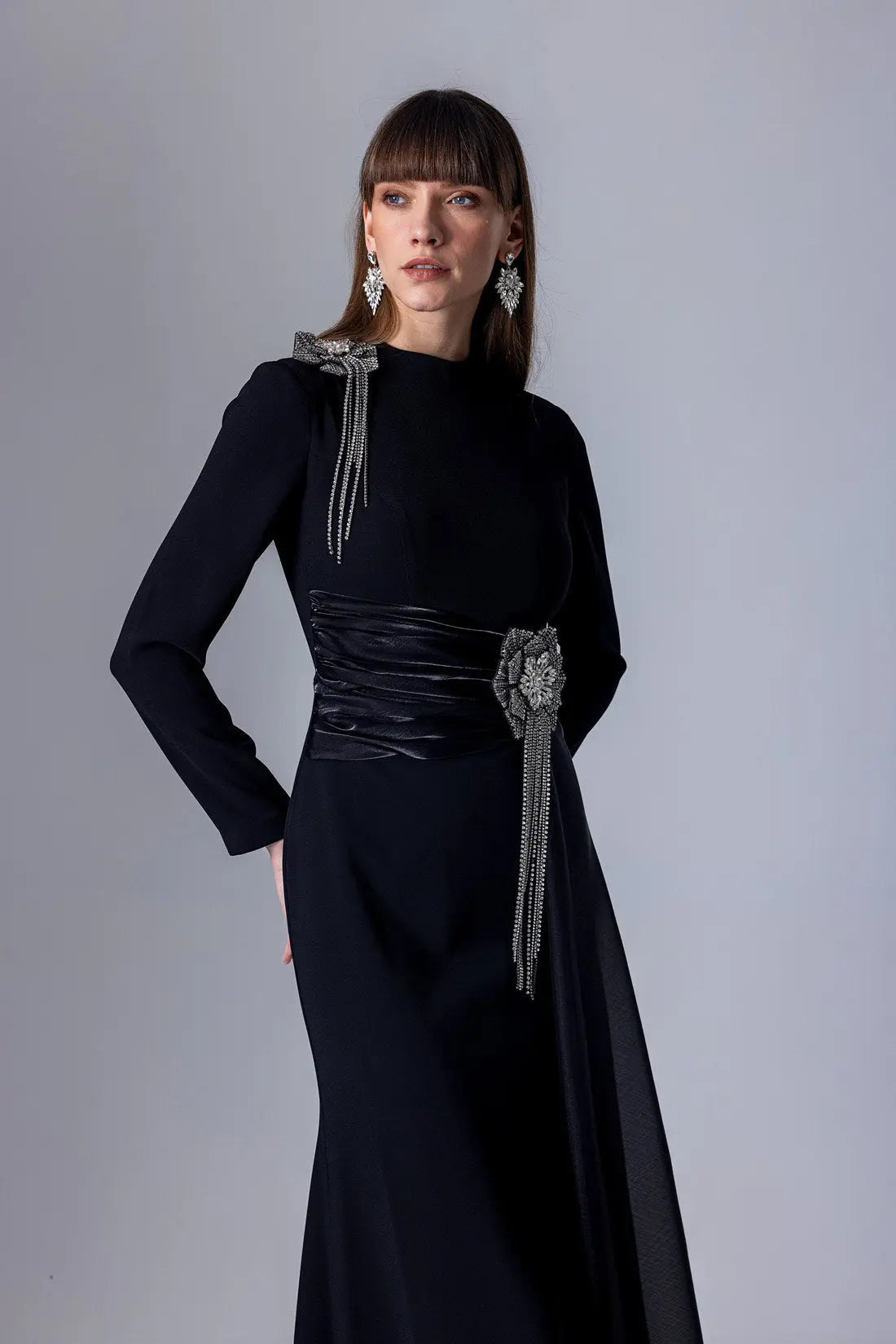 crystal flower Long-sleeve lace pleated maxi dress in blue Avalabel