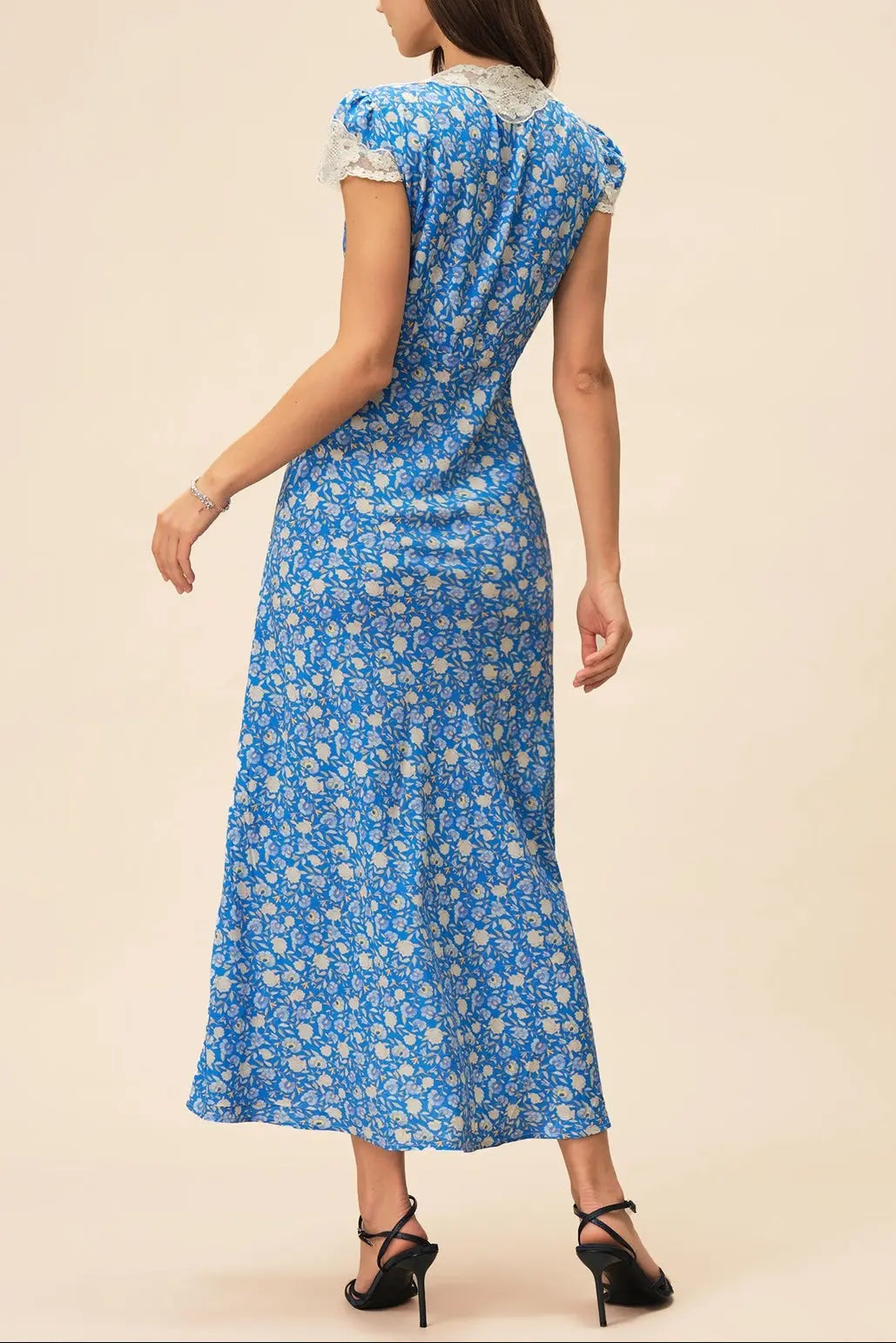 Lyuba Floral Printed Lace-Trimmed V-Neck Maxi Dress in Blue Avalabel